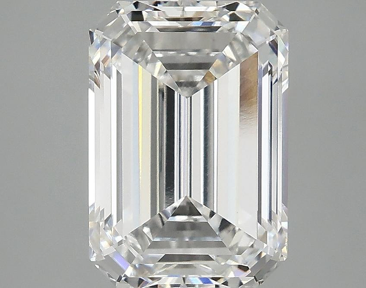 3.02 Carat Emerald Shaped Ideal Cut VS1 IGI Certified Lab Grown Diamond