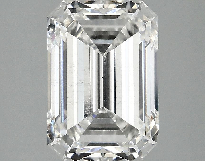 3.05 Carat Emerald Shaped Ideal Cut SI1 IGI Certified Lab Grown Diamond