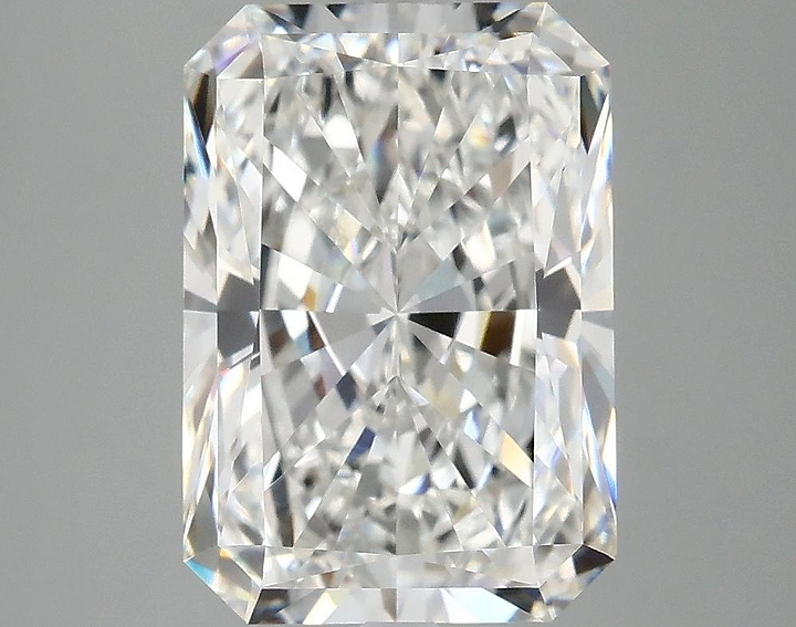4.04 Carat Radiant Shaped Ideal Cut VVS2 IGI Certified Lab Grown Diamond