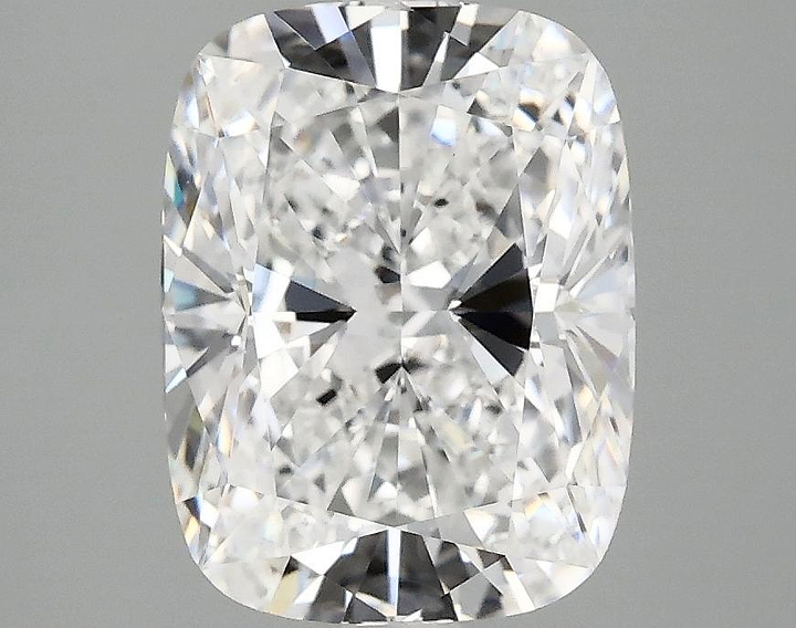 3.08 Carat Cushion Shaped Excellent Cut VVS2 IGI Certified Lab Grown Diamond