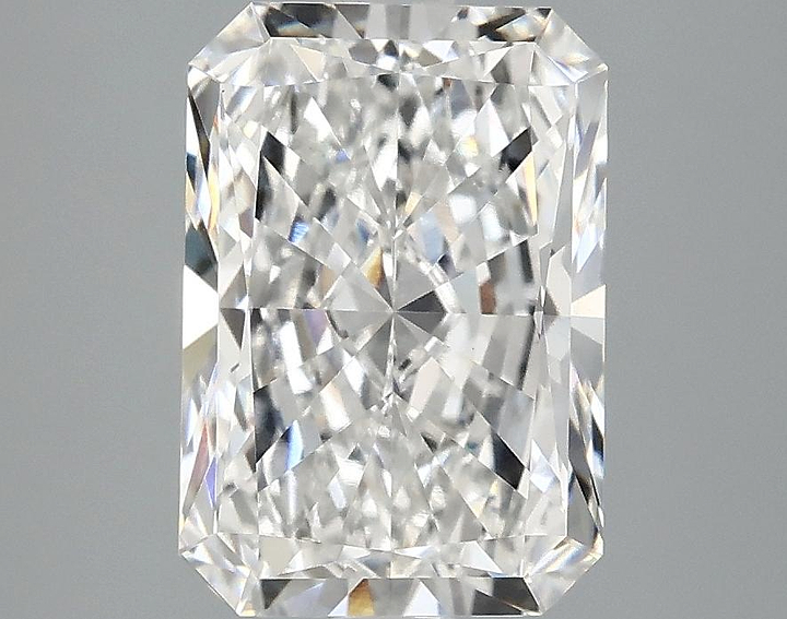 3.01 Carat Radiant Shaped Ideal Cut VVS2 IGI Certified Lab Grown Diamond