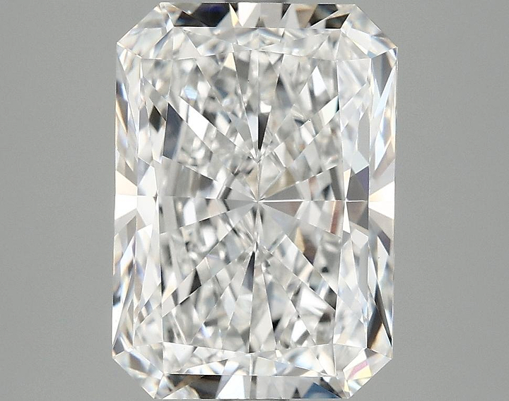 4.15 Carat Radiant Shaped Ideal Cut VVS2 IGI Certified Lab Grown Diamond