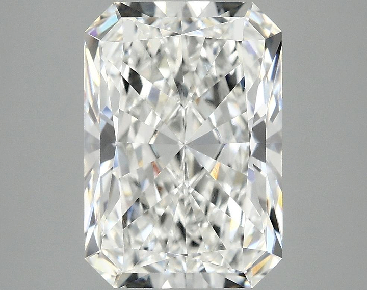 4.05 Carat Radiant Shaped Ideal Cut VVS2 IGI Certified Lab Grown Diamond