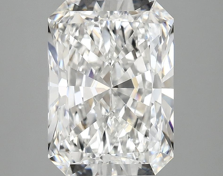 4.05 Carat Radiant Shaped Ideal Cut VVS2 IGI Certified Lab Grown Diamond