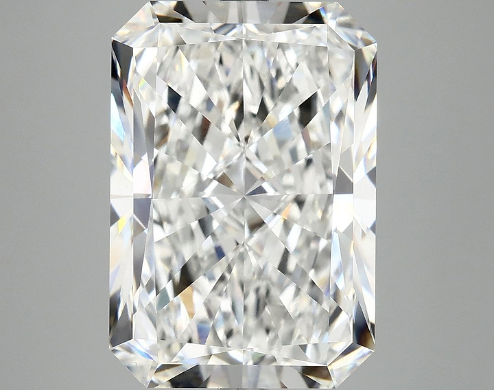 9.62 Carat Radiant Shaped Ideal Cut VVS2 IGI Certified Lab Grown Diamond