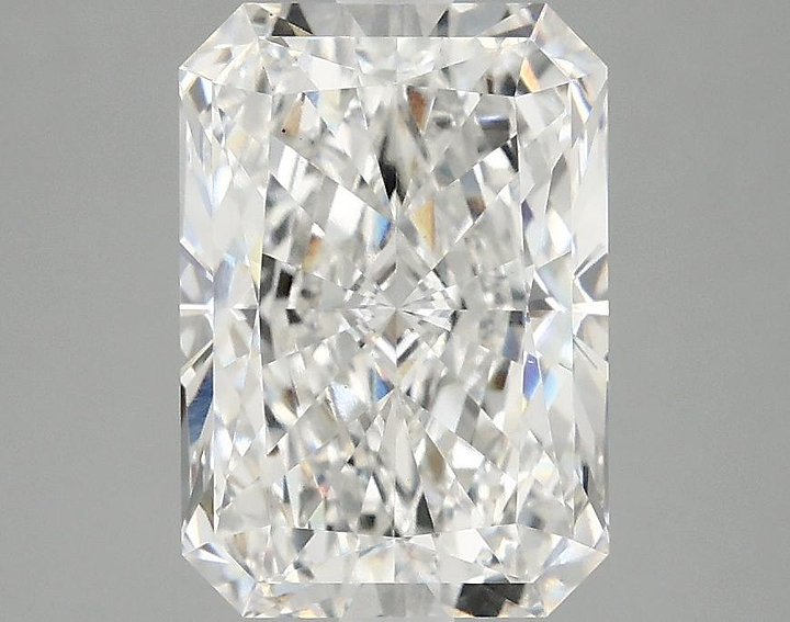 2.99 Carat Radiant Shaped Ideal Cut VS1 IGI Certified Lab Grown Diamond