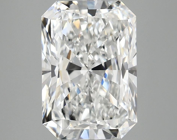 3.54 Carat Radiant Shaped Ideal Cut VVS2 IGI Certified Lab Grown Diamond