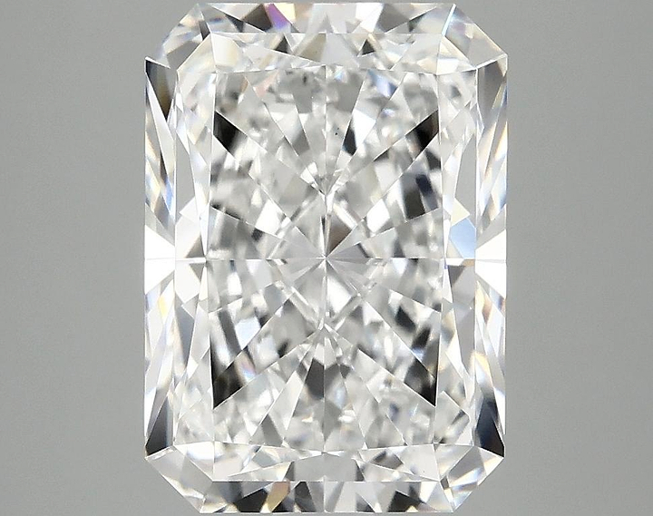 4.06 Carat Radiant Shaped Ideal Cut VS1 IGI Certified Lab Grown Diamond