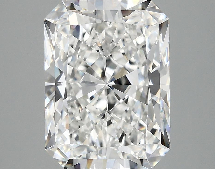 4.09 Carat Radiant Shaped Excellent Cut VVS2 IGI Certified Lab Grown Diamond