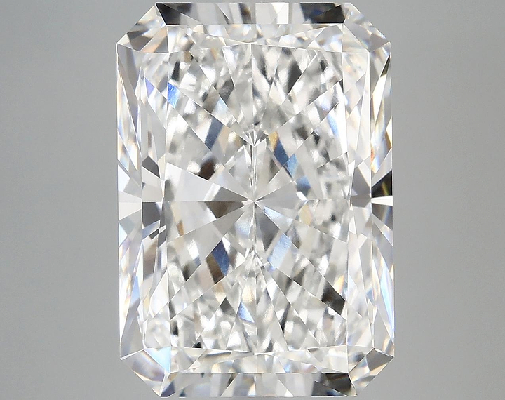 9.24 Carat Radiant Shaped Ideal Cut VVS2 IGI Certified Lab Grown Diamond