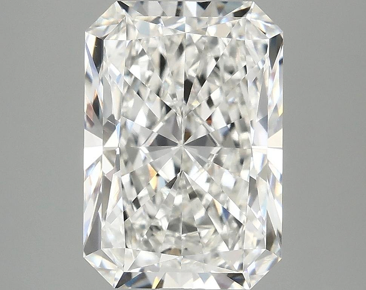 3.85 Carat Radiant Shaped Ideal Cut VVS2 IGI Certified Lab Grown Diamond