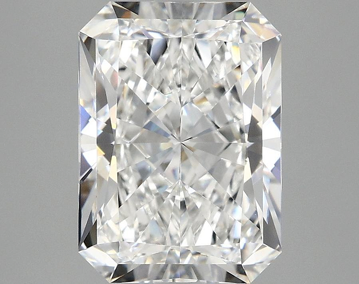 3.09 Carat Radiant Shaped Excellent Cut VVS2 IGI Certified Lab Grown Diamond
