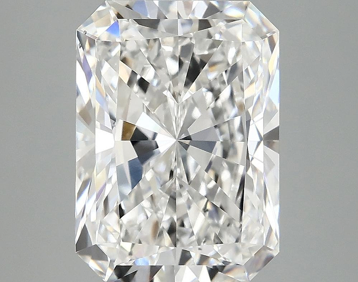 4.03 Carat Radiant Shaped Excellent Cut VS1 IGI Certified Lab Grown Diamond