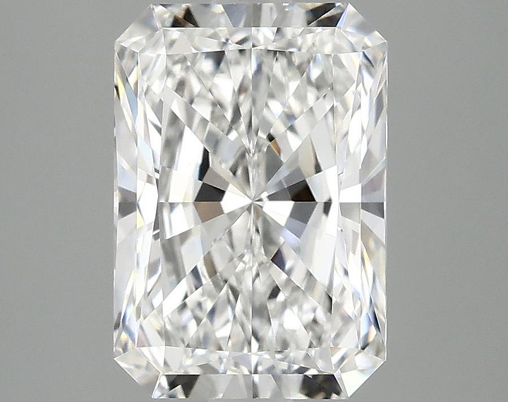 3.03 Carat Radiant Shaped Ideal Cut VVS2 IGI Certified Lab Grown Diamond