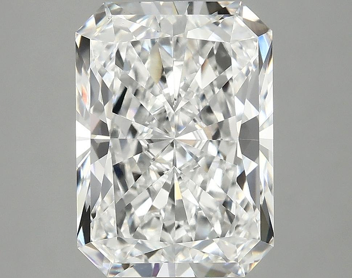 4.08 Carat Radiant Shaped Excellent Cut VVS2 IGI Certified Lab Grown Diamond