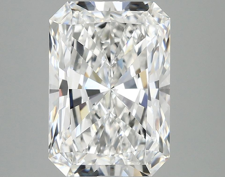 3.86 Carat Radiant Shaped Ideal Cut VVS2 IGI Certified Lab Grown Diamond