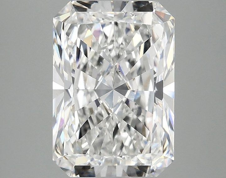 3.52 Carat Radiant Shaped Ideal Cut VS2 IGI Certified Lab Grown Diamond