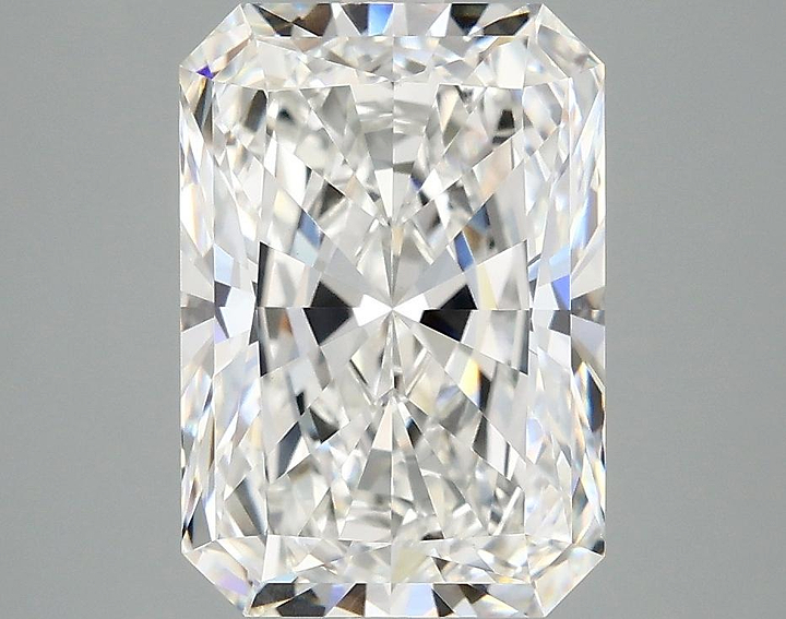 3.49 Carat Radiant Shaped Ideal Cut VVS2 IGI Certified Lab Grown Diamond
