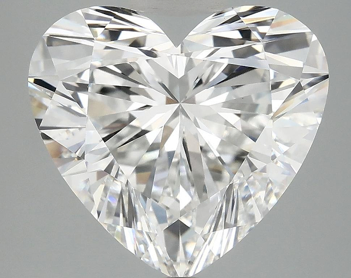 5.07 Carat Heart Shaped Ideal Cut VVS2 IGI Certified Lab Grown Diamond