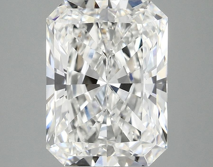 3.07 Carat Radiant Shaped Excellent Cut VVS2 IGI Certified Lab Grown Diamond