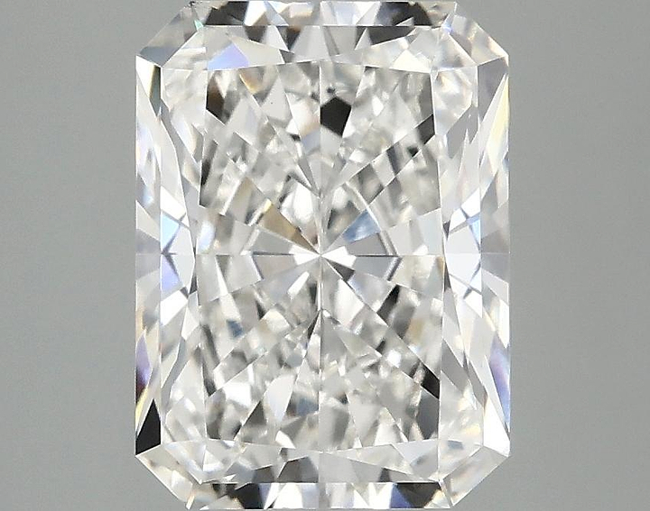 3.04 Carat Radiant Shaped Excellent Cut VS1 IGI Certified Lab Grown Diamond