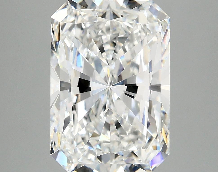 4.06 Carat Radiant Shaped Ideal Cut VVS2 IGI Certified Lab Grown Diamond