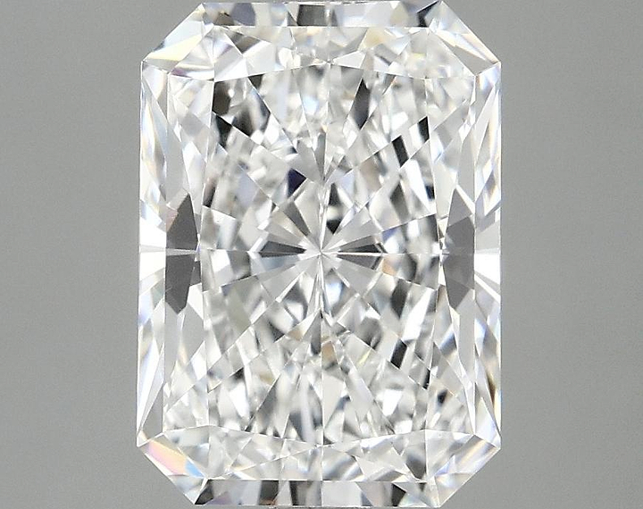 3.02 Carat Radiant Shaped Ideal Cut VVS2 IGI Certified Lab Grown Diamond