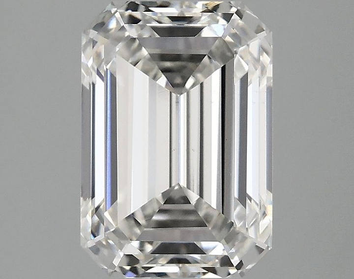 3.0 Carat Emerald Shaped Ideal Cut VS1 IGI Certified Lab Grown Diamond