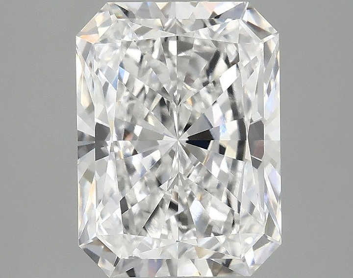 3.1 Carat Radiant Shaped Excellent Cut VVS2 IGI Certified Lab Grown Diamond