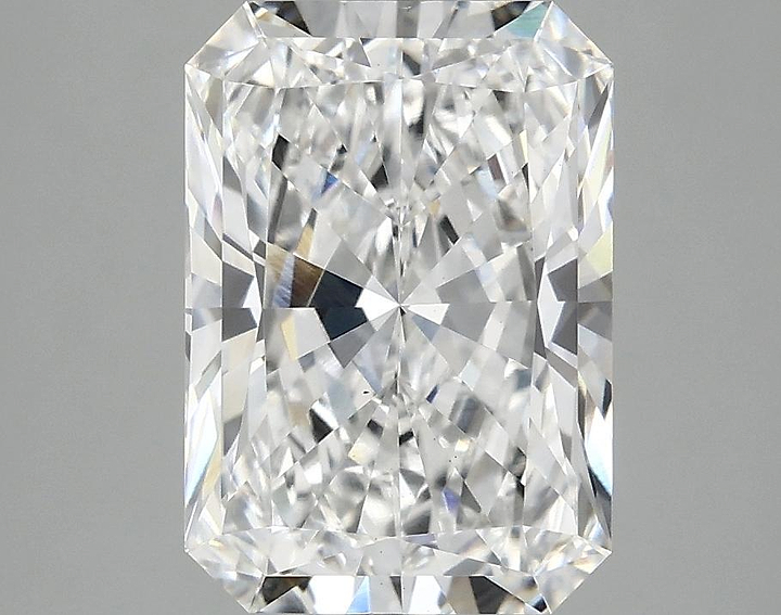 3.1 Carat Radiant Shaped Ideal Cut VS1 IGI Certified Lab Grown Diamond