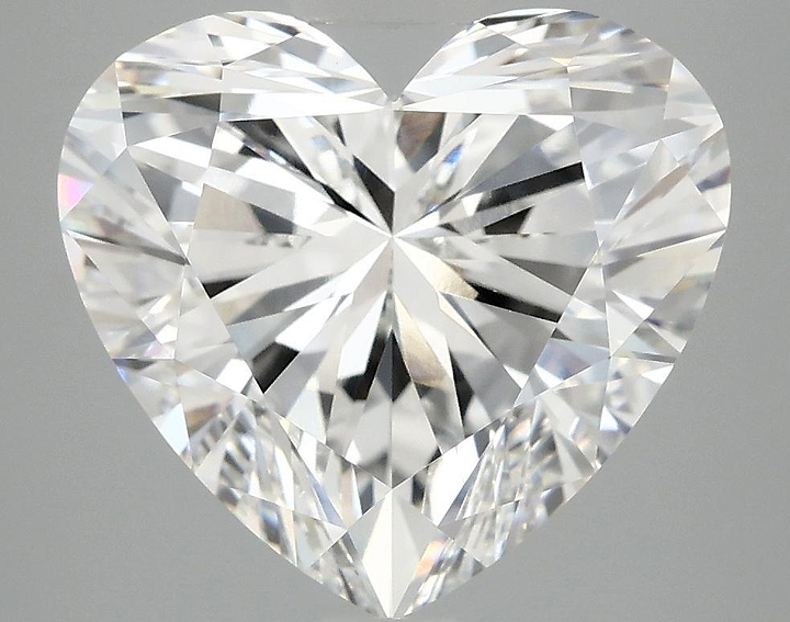 5.03 Carat Heart Shaped Ideal Cut VVS2 IGI Certified Lab Grown Diamond