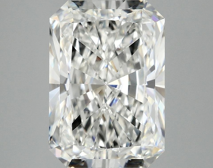 4.01 Carat Radiant Shaped Ideal Cut VVS2 IGI Certified Lab Grown Diamond