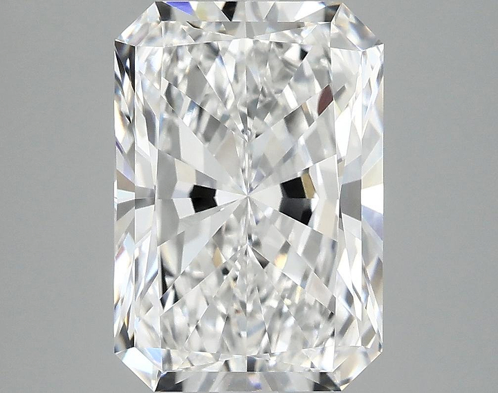 4.13 Carat Radiant Shaped Ideal Cut VVS2 IGI Certified Lab Grown Diamond
