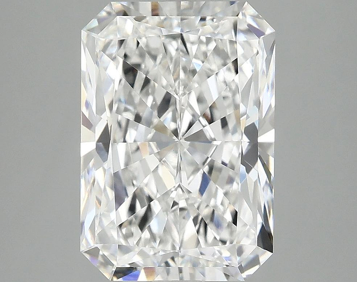 3.98 Carat Radiant Shaped Ideal Cut VS1 IGI Certified Lab Grown Diamond