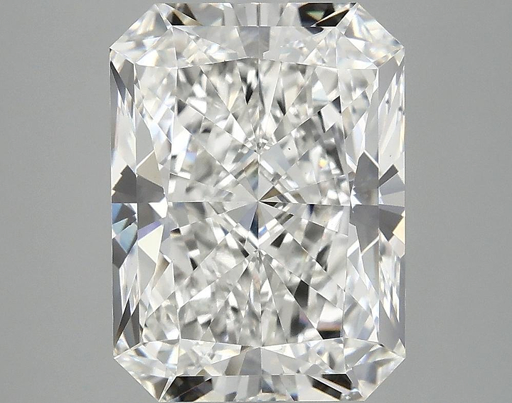 4.93 Carat Radiant Shaped Excellent Cut VS2 IGI Certified Lab Grown Diamond