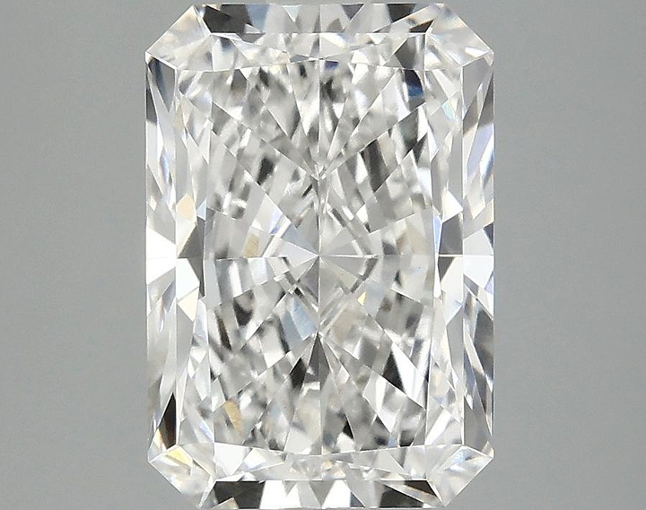 3.04 Carat Radiant Shaped Ideal Cut VVS2 IGI Certified Lab Grown Diamond