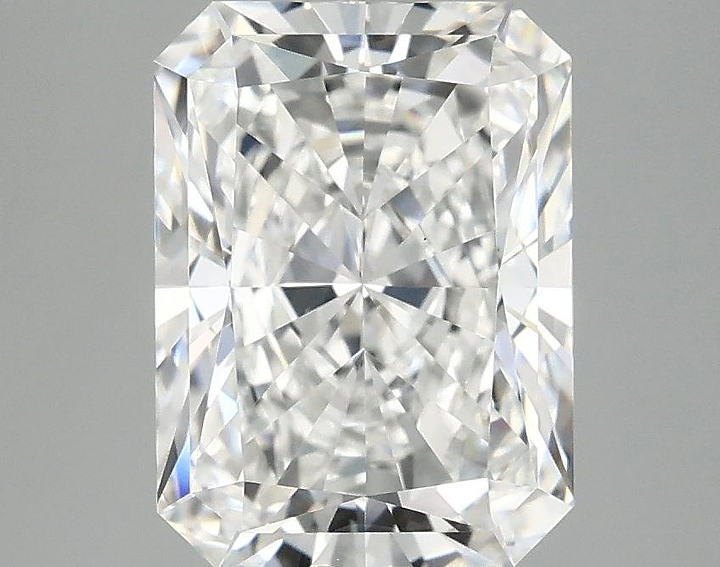 2.99 Carat Radiant Shaped Excellent Cut VVS2 IGI Certified Lab Grown Diamond