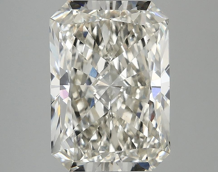 4.06 Carat Radiant Shaped Ideal Cut VVS2 IGI Certified Lab Grown Diamond