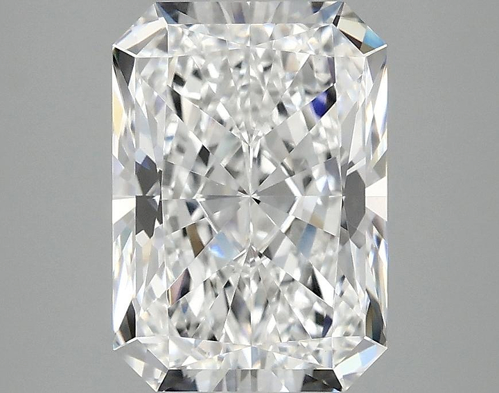 3.01 Carat Radiant Shaped Ideal Cut VS1 IGI Certified Lab Grown Diamond