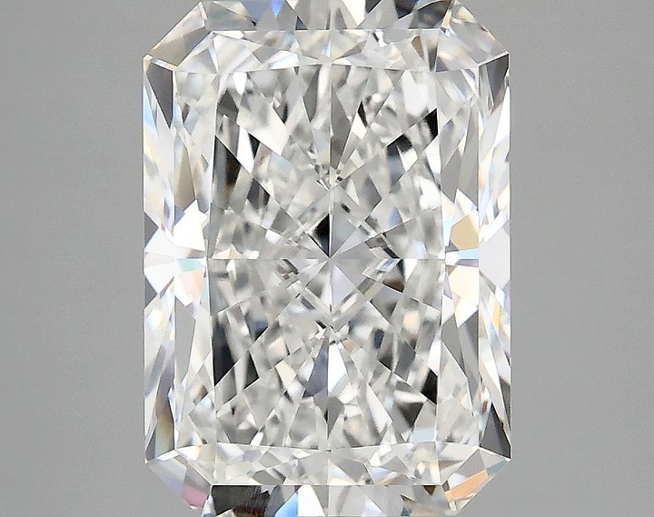 4.05 Carat Radiant Shaped Ideal Cut VVS2 IGI Certified Lab Grown Diamond