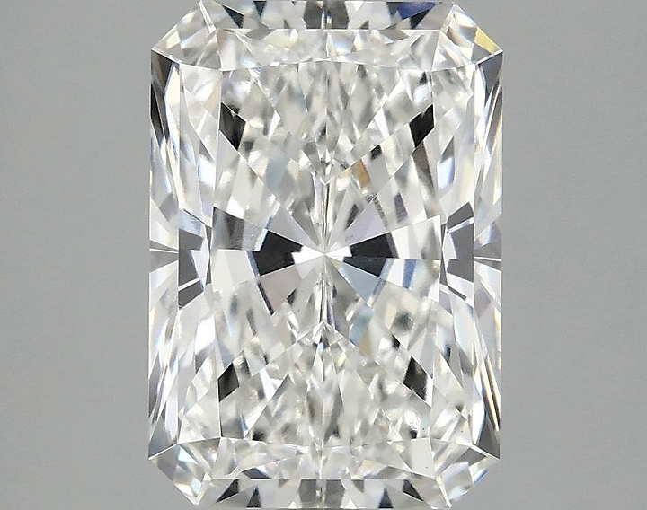 3.05 Carat Radiant Shaped Ideal Cut VS1 IGI Certified Lab Grown Diamond