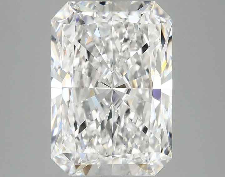 4.06 Carat Radiant Shaped Ideal Cut VVS2 IGI Certified Lab Grown Diamond