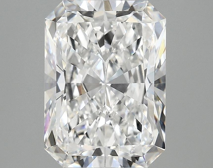 3.07 Carat Radiant Shaped Excellent Cut VVS2 IGI Certified Lab Grown Diamond