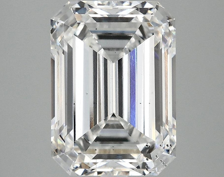 3.94 Carat Emerald Shaped Ideal Cut SI1 IGI Certified Lab Grown Diamond