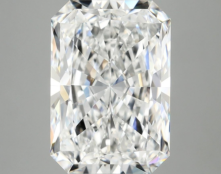 4.04 Carat Radiant Shaped Ideal Cut VVS2 IGI Certified Lab Grown Diamond