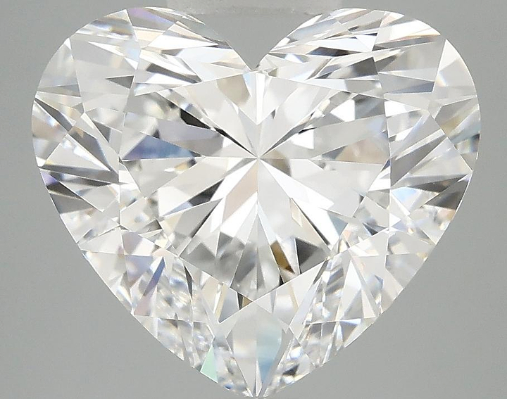 5.08 Carat Heart Shaped Ideal Cut VVS2 IGI Certified Lab Grown Diamond