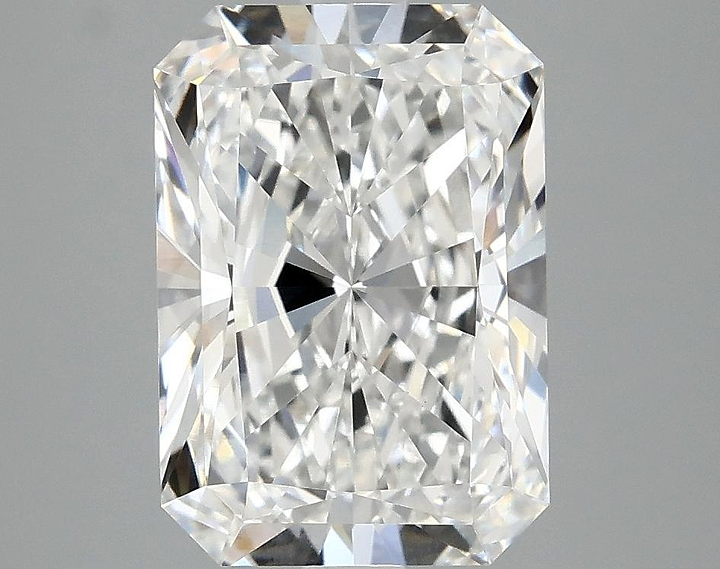 3.75 Carat Radiant Shaped Ideal Cut VVS2 IGI Certified Lab Grown Diamond
