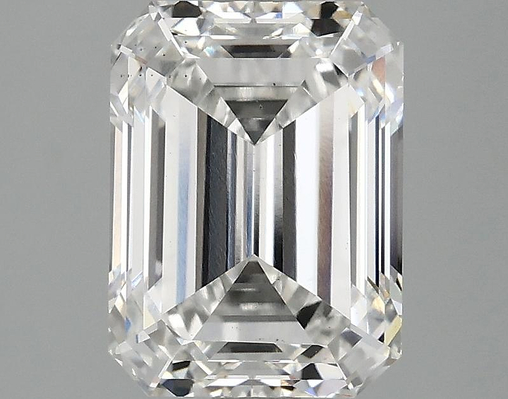 3.0 Carat Emerald Shaped Excellent Cut VS2 IGI Certified Lab Grown Diamond