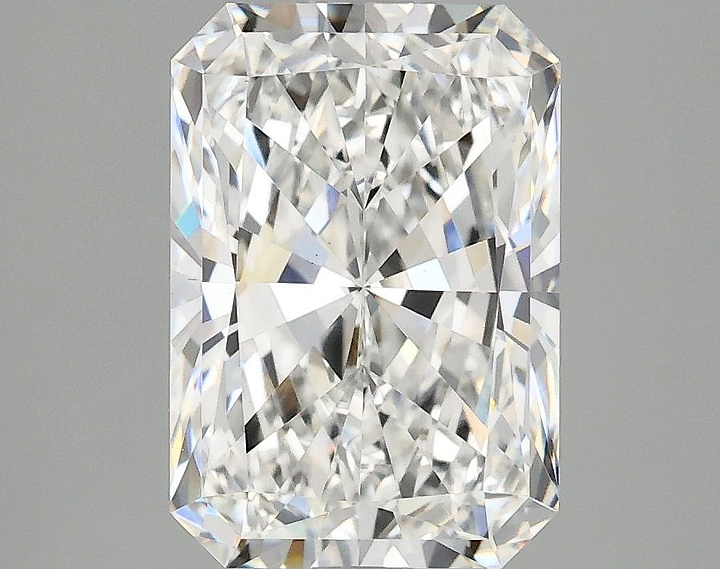 3.08 Carat Radiant Shaped Ideal Cut VS1 IGI Certified Lab Grown Diamond