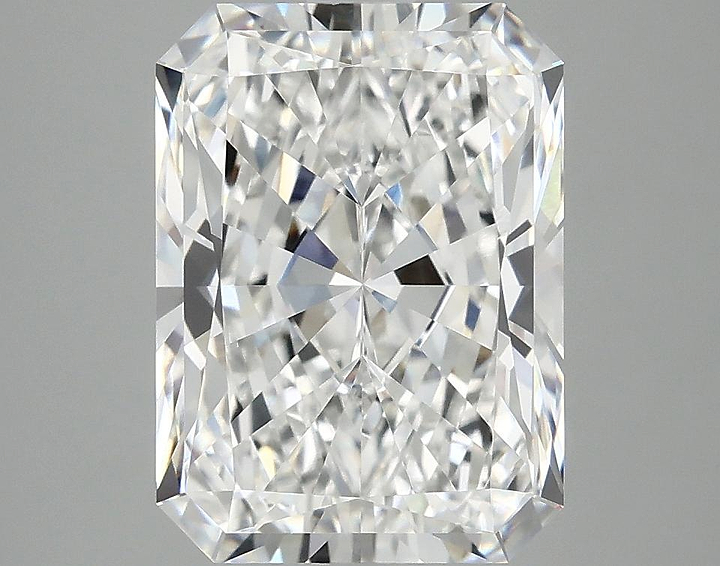 4.02 Carat Radiant Shaped Excellent Cut VVS2 IGI Certified Lab Grown Diamond